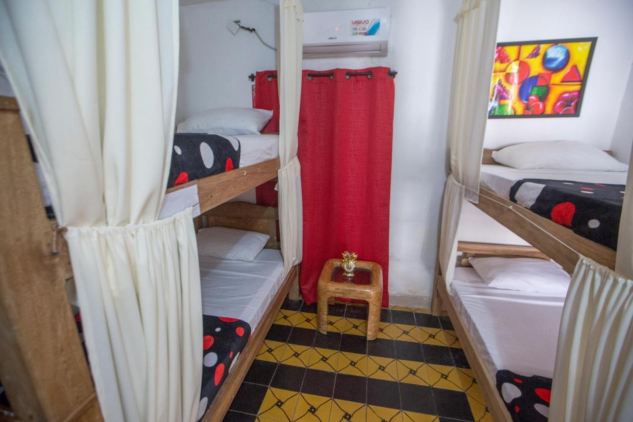 Casa Kristalu Albergue *